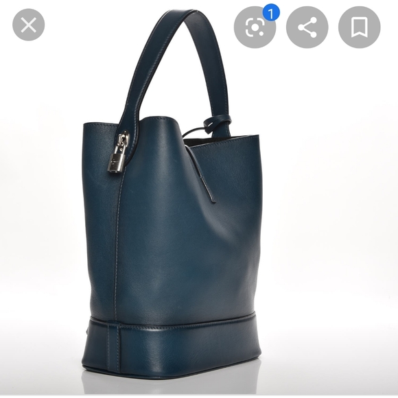 Louis Vuitton Purse 💯 Authentic LV - Picture 3 of 3